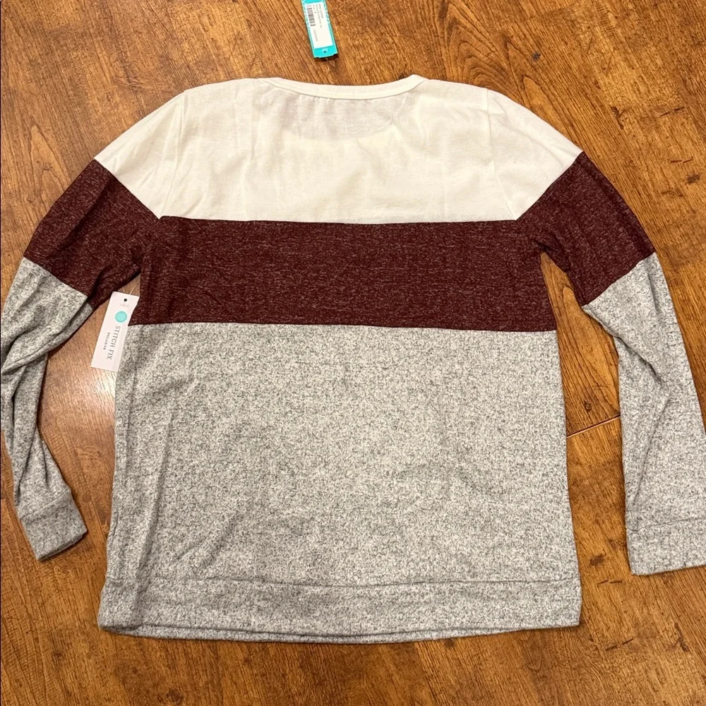 Ultra soft Pink Clover block color sweater size XL new with tags - Picture 7 of 7